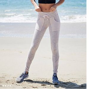 NWOT free people kyoto leggings XS